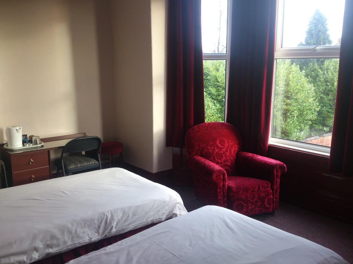Elton Bank Hotel แมนเชสเตอร์ ภายนอก รูปภาพ